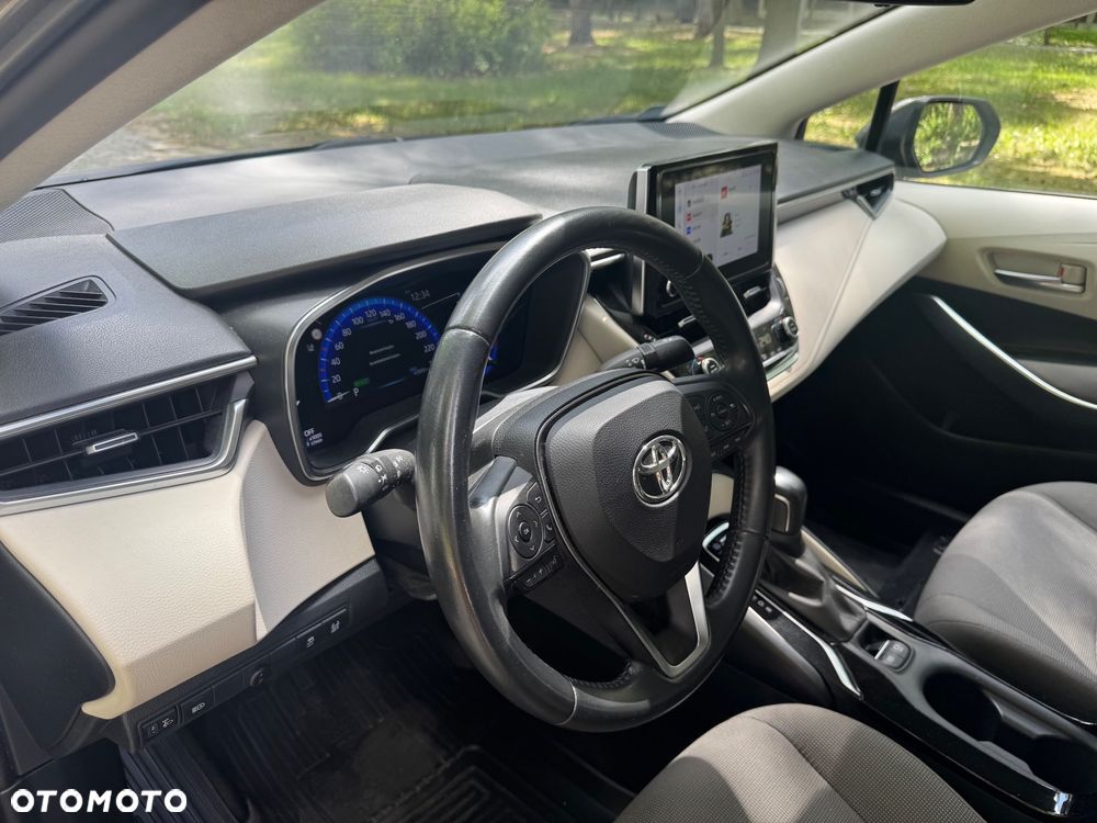 Toyota Corolla 1.8 Hybrid Comfort - 23
