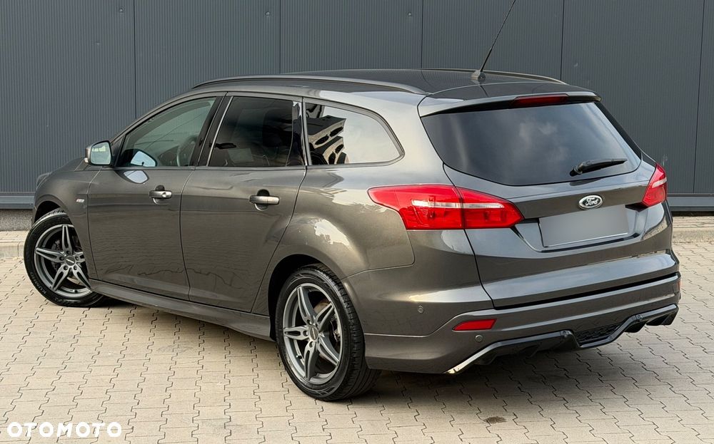 Ford Focus 1.0 EcoBoost ST-Line Black ASS - 29