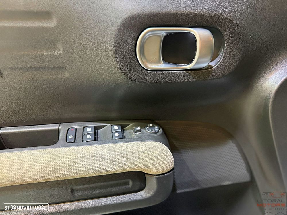 Citroën C3 Aircross 1.2 PureTech Shine EAT6 - 18