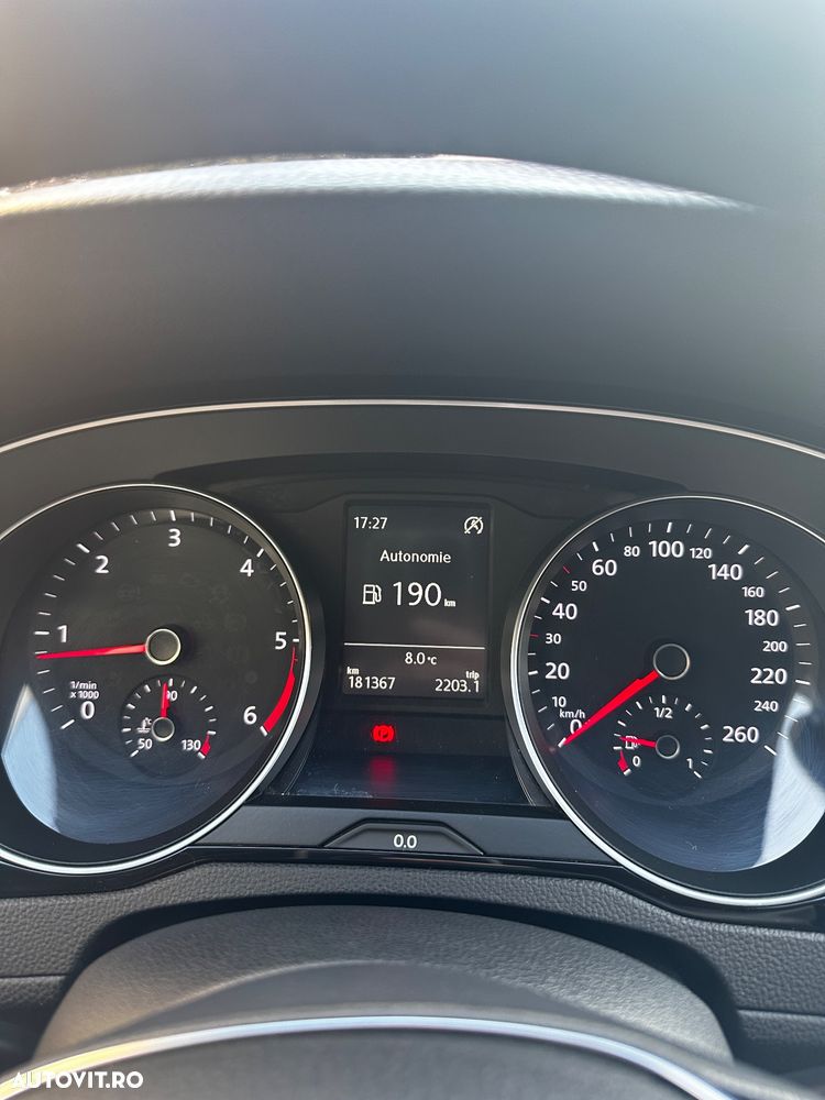 Volkswagen Passat 2.0 TDI Comfortline - 3
