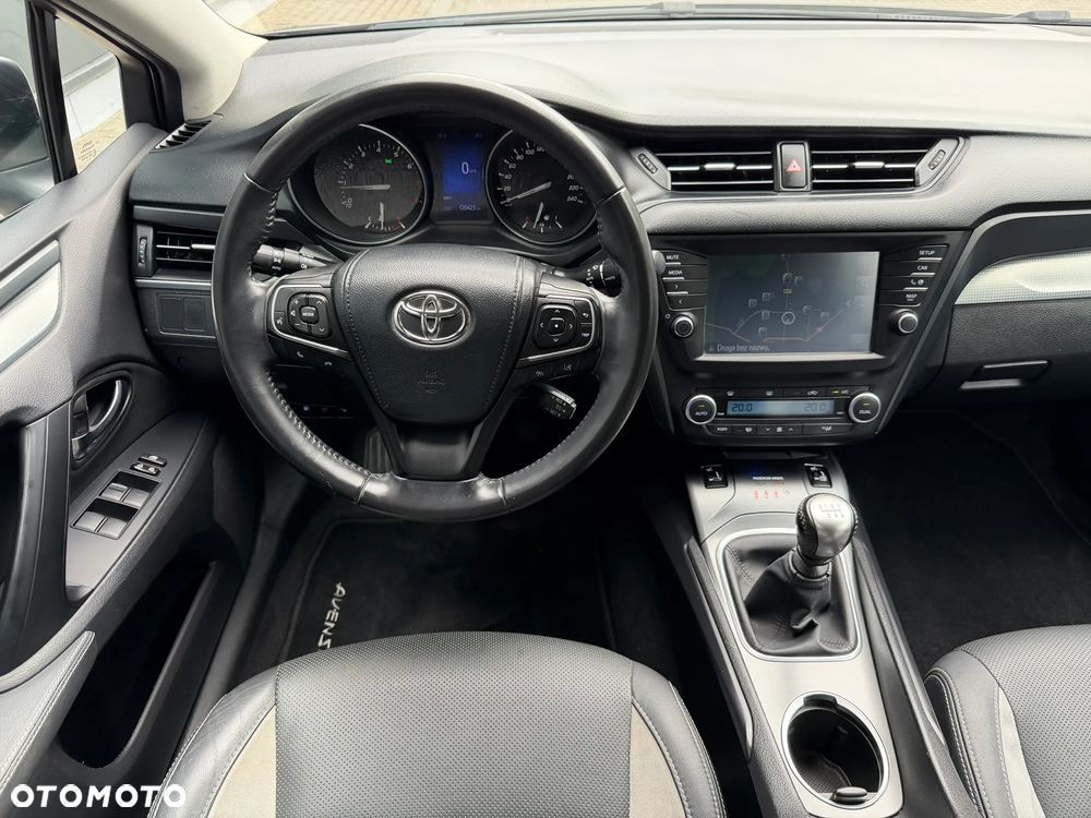 Toyota Avensis 1.8 Prestige - 11
