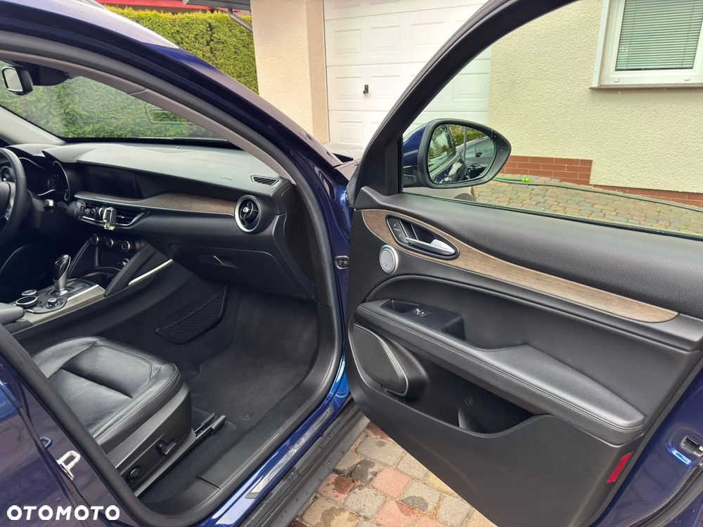 Alfa Romeo Stelvio 2.0 Turbo TI Q4 - 18