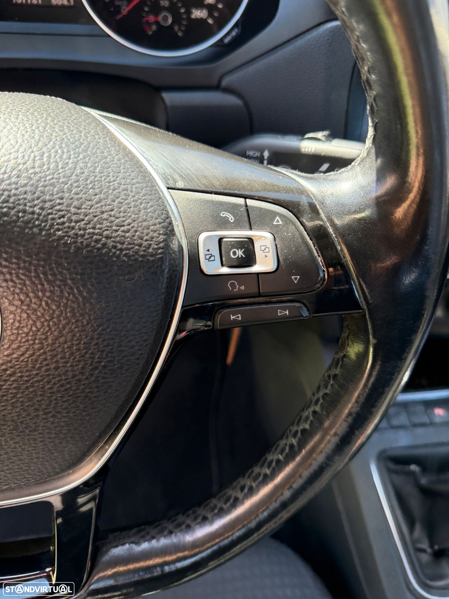 VW Jetta 2.0 TDI Confortline - 14