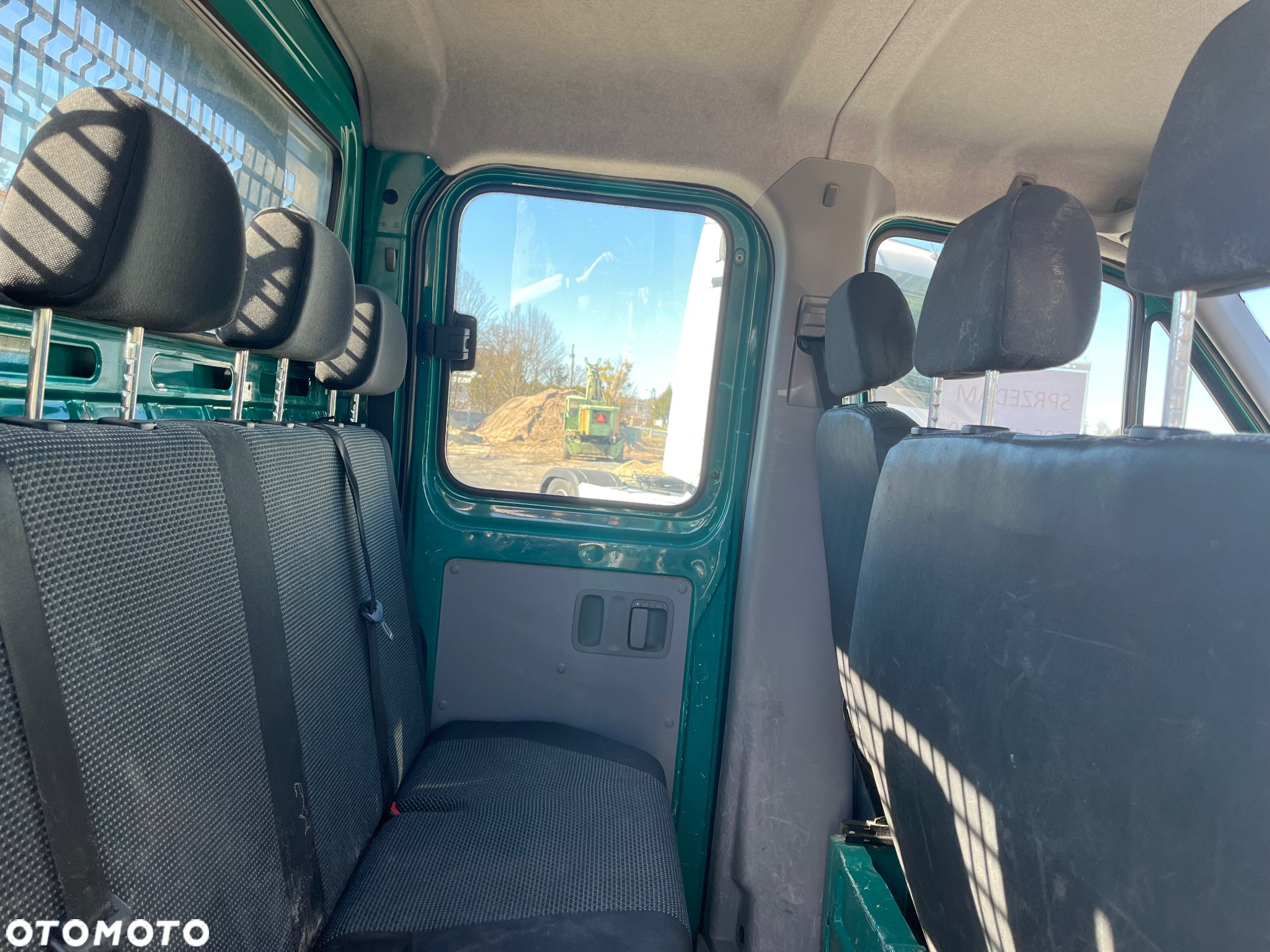 Mercedes-Benz Sprinter - 9