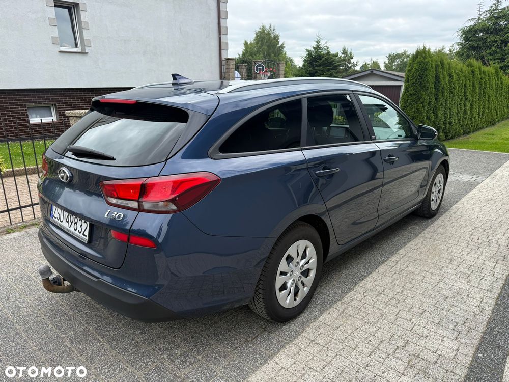 Hyundai i30 1.6 D GO Plus DCT - 4