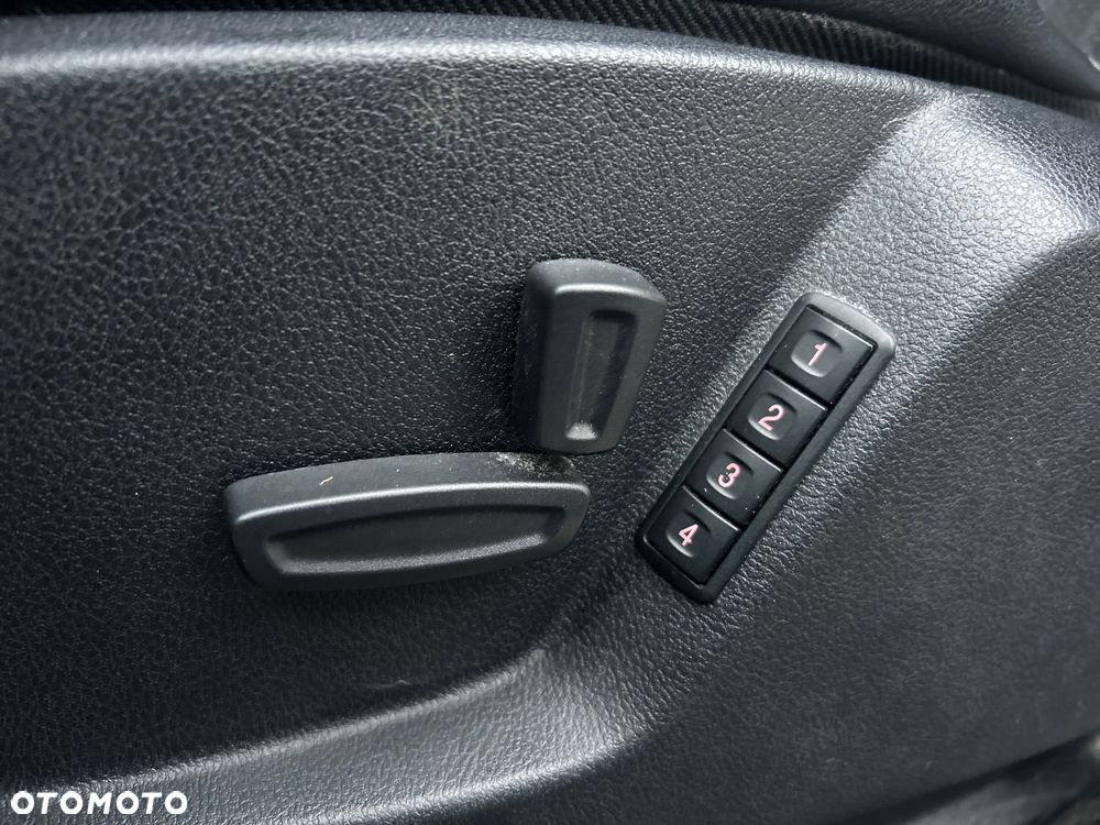 Ford Galaxy 2.3 Ambiente - 29