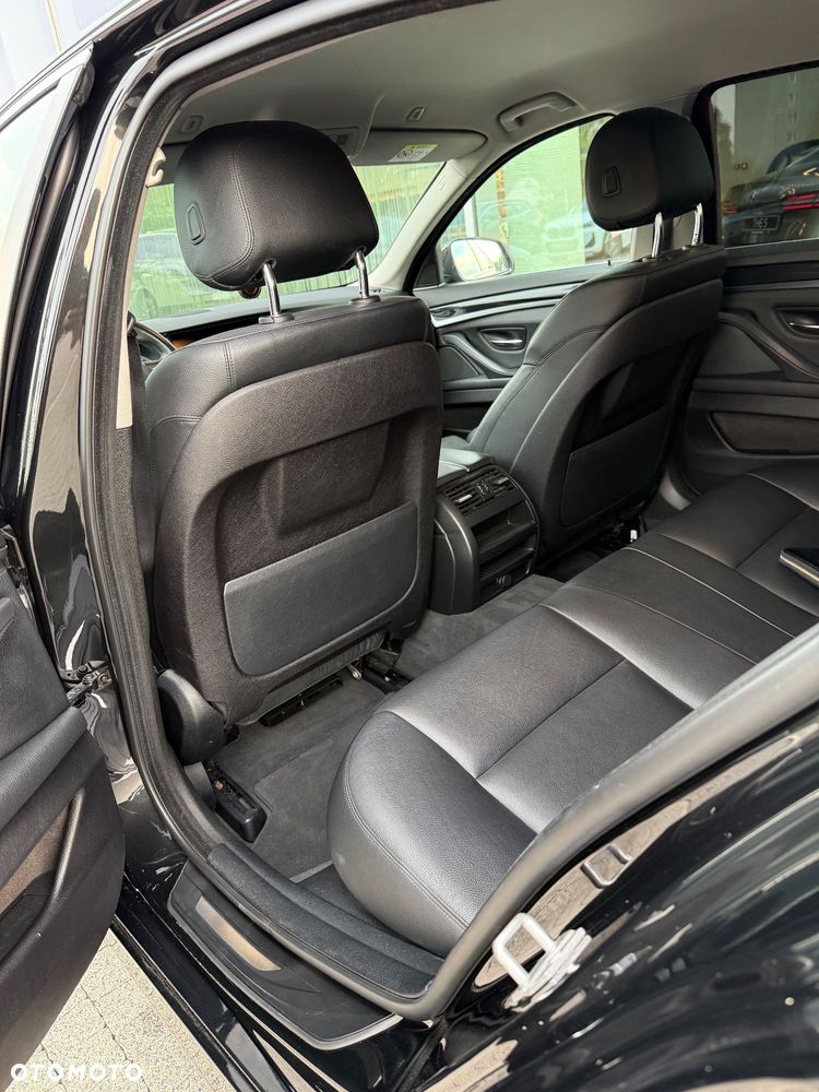 BMW Seria 5 520d - 10