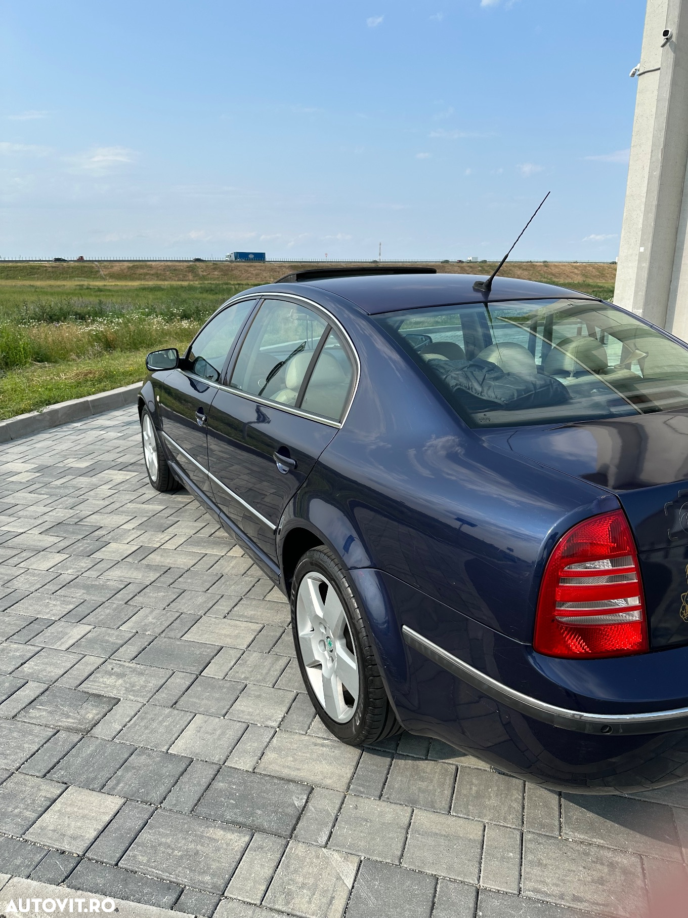 Skoda Superb 1,9 TDI Elegance - 5