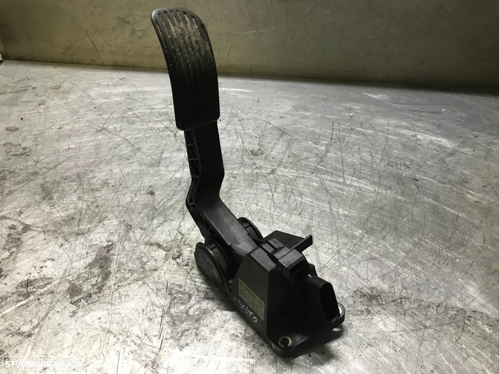 PEDAL ACELERADOR / POTENCIOMETRO MERCEDES SPRINTER / VITO 0281002335 A9013000404 - 1