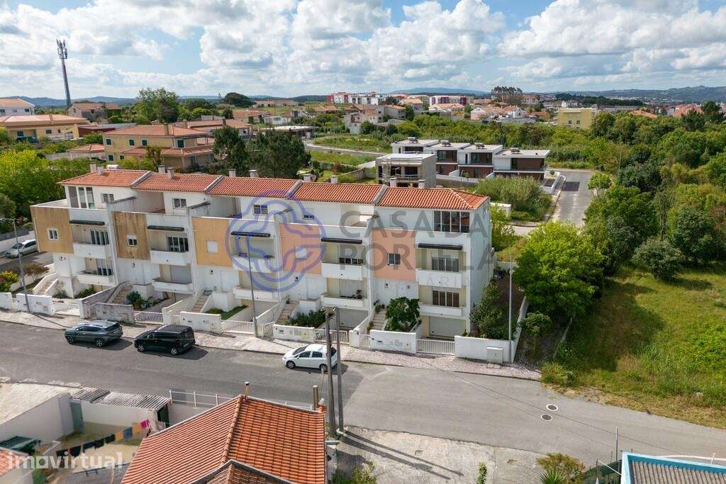 Moradia T2 +1 com garagem para 3 carros Coto,Caldas da Rainha - Grande imagem: 3/37