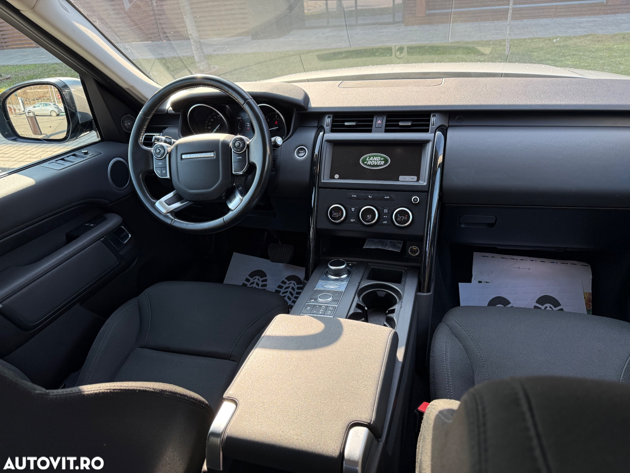 Land Rover Discovery 2.0 L TD4 HSE - 11