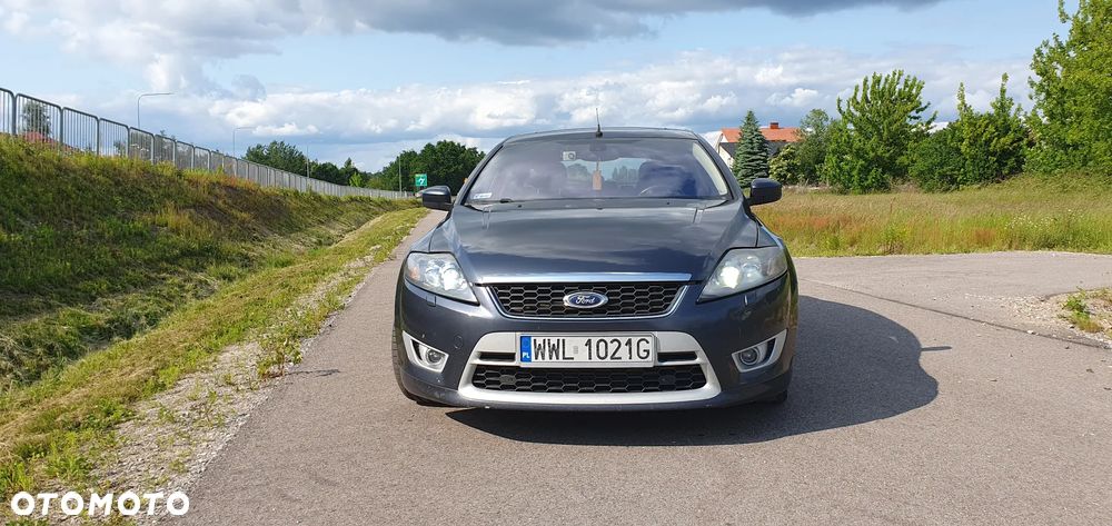 Ford Mondeo 2.5 Titanium S - 12