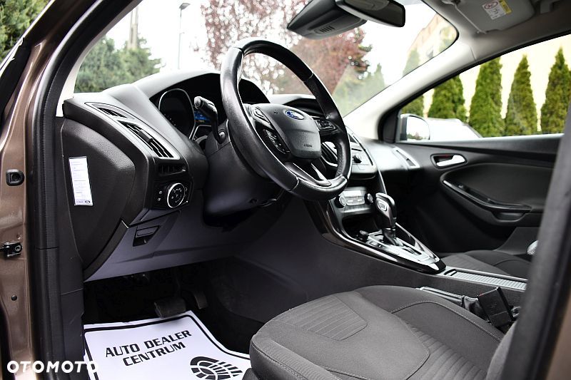 Ford Focus 1.5 EcoBlue Start-Stopp-System TITANIUM DESIGN - 9