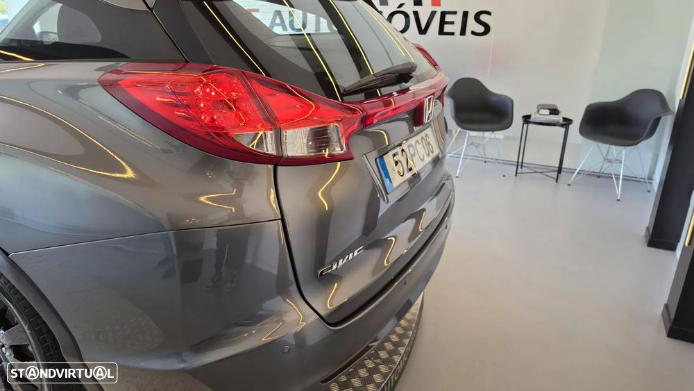 Honda Civic Tourer 1.6 i-DTEC Sport Navi - 24