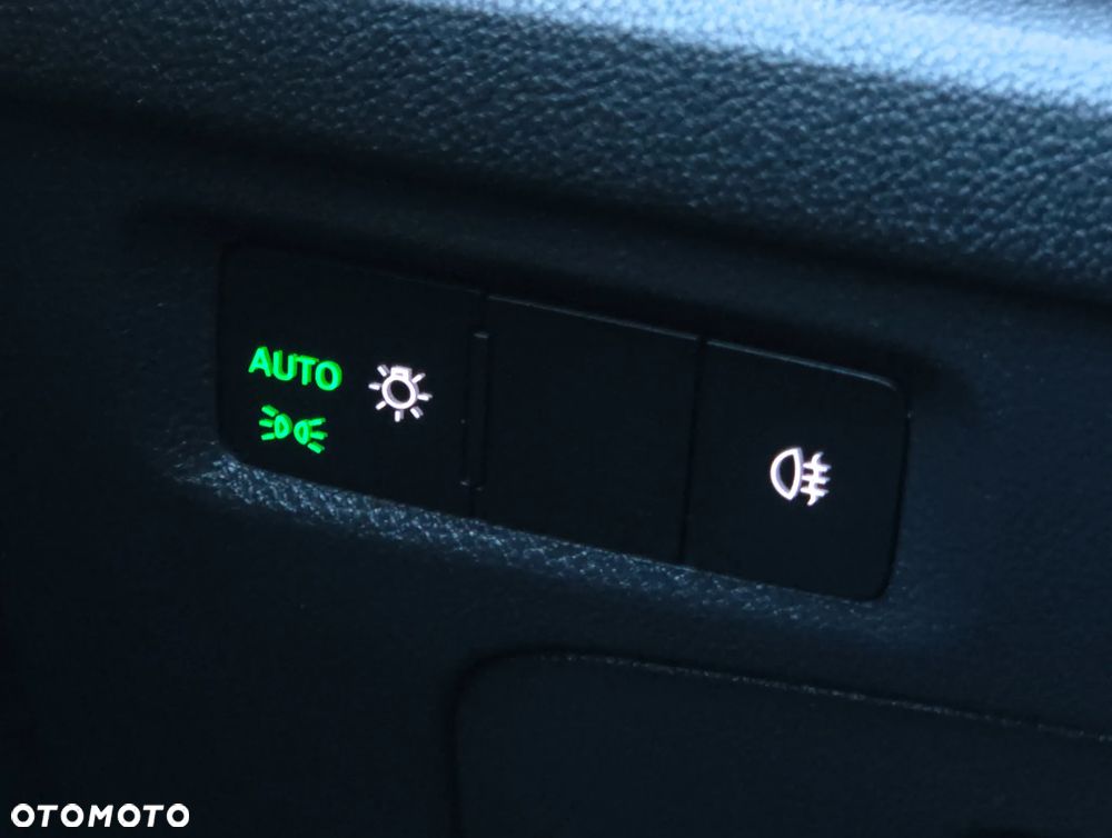 Skoda Octavia 2.0 TDI DSG Edition - 37