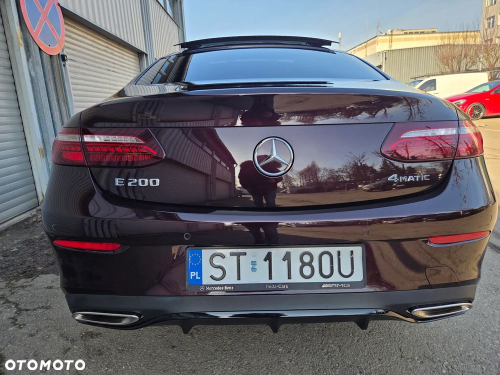 Mercedes-Benz Klasa E 200 4-Matic 9G-TRONIC - 21