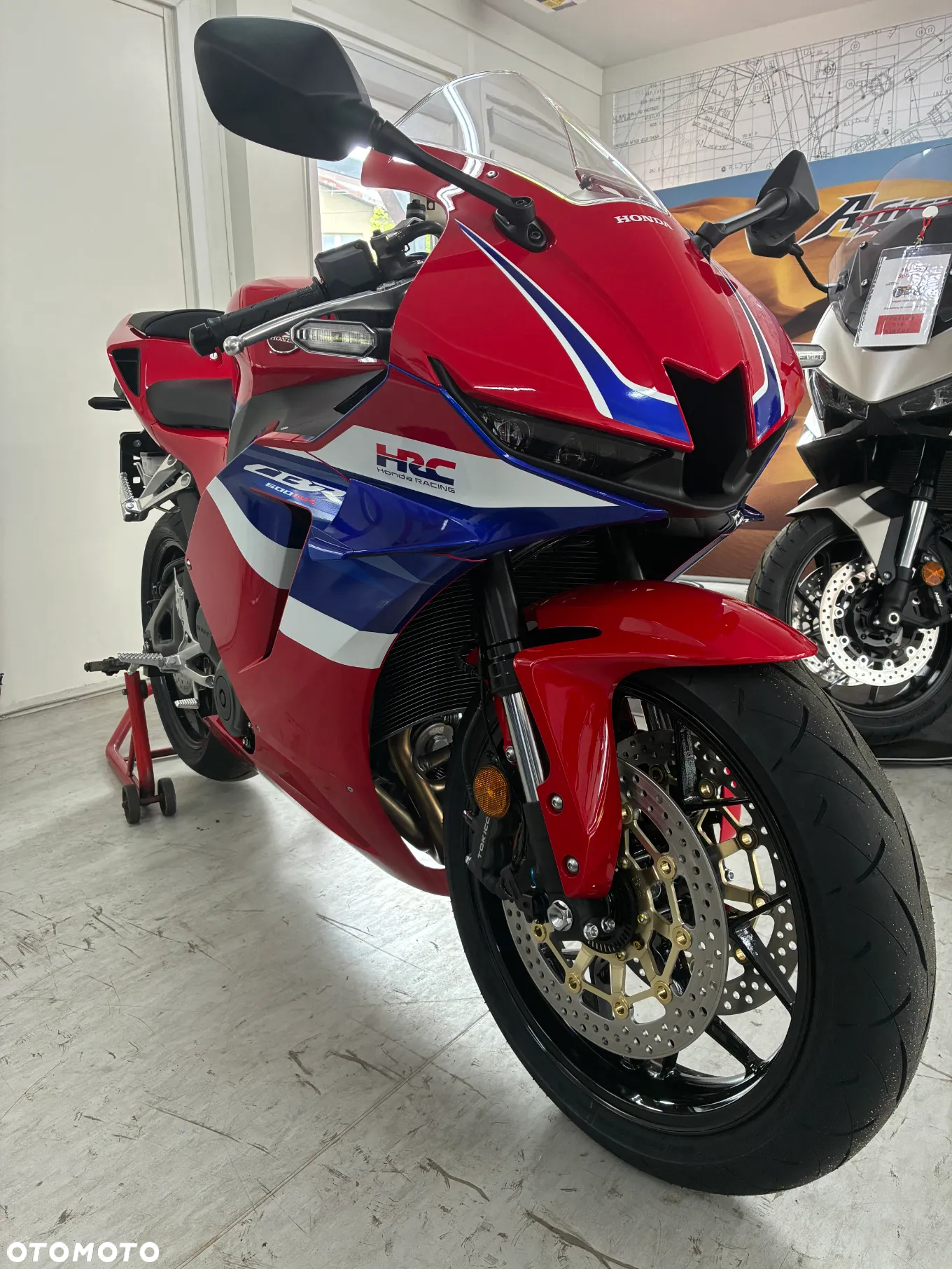 Honda CBR - 7