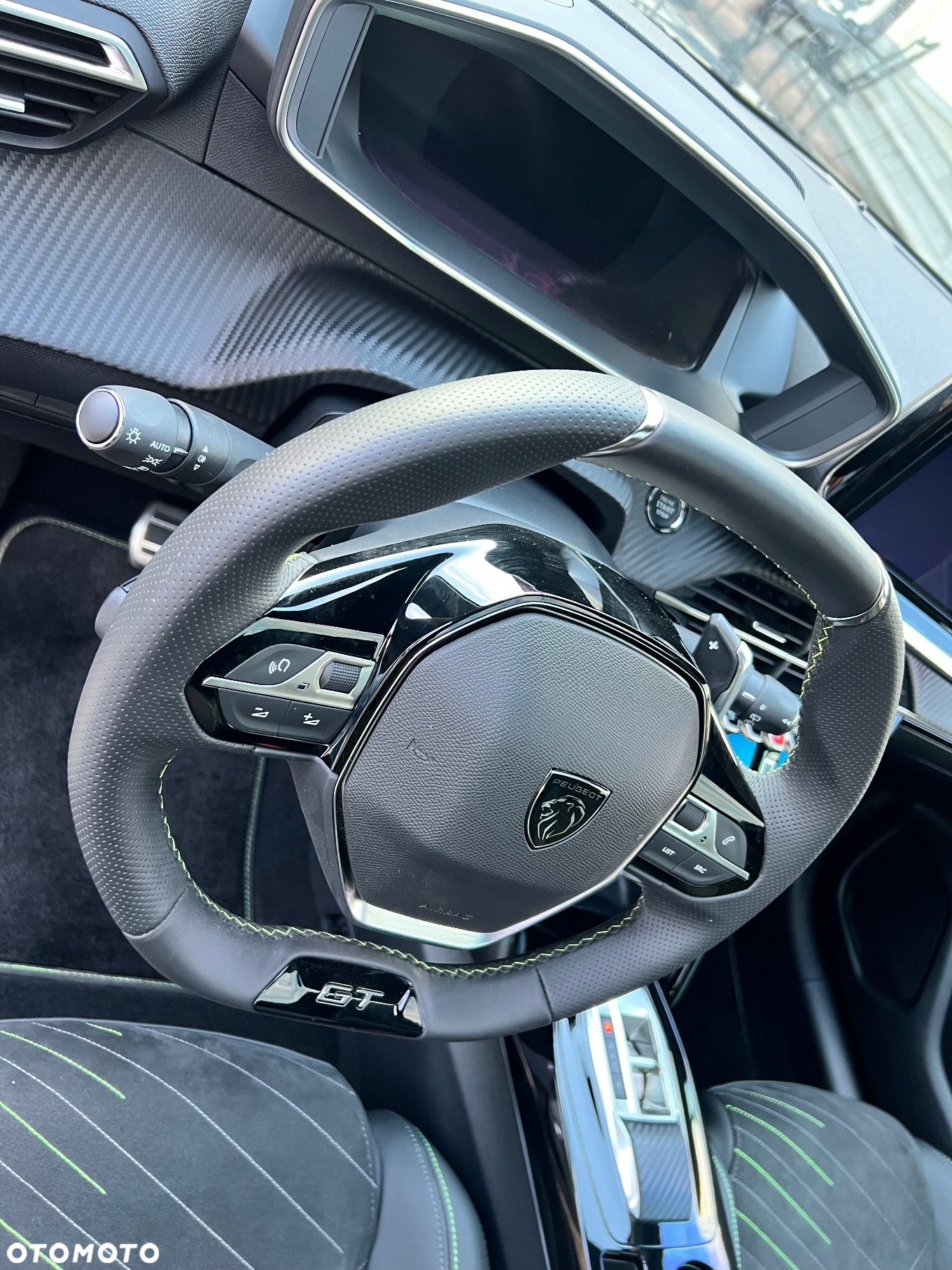 Peugeot 208 1.2 mHEV GT - 20