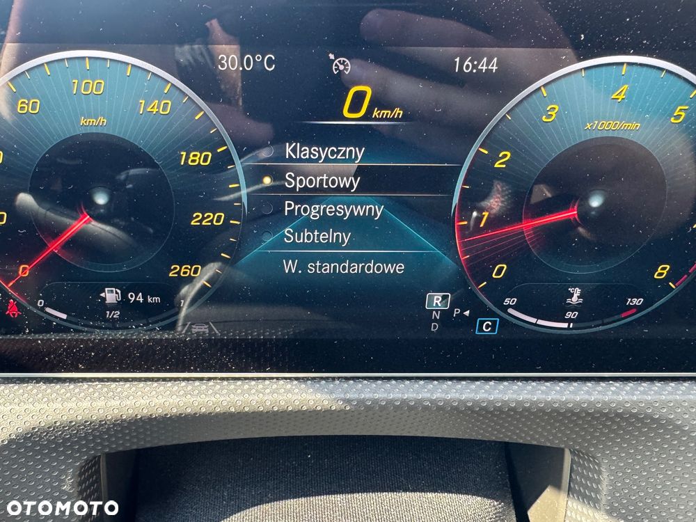 Mercedes-Benz CLA 220 4-Matic AMG Line 7G-DCT - 31