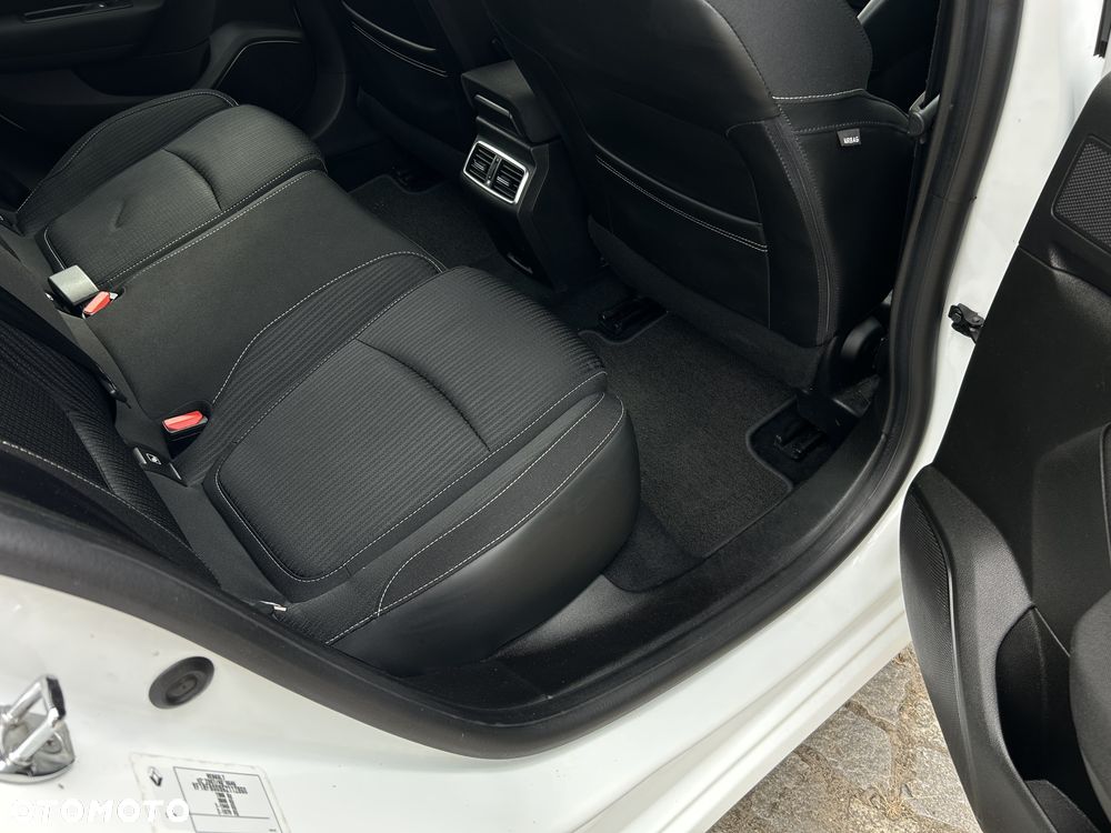 Renault Megane TCe 140 GPF EDC ZEN - 20