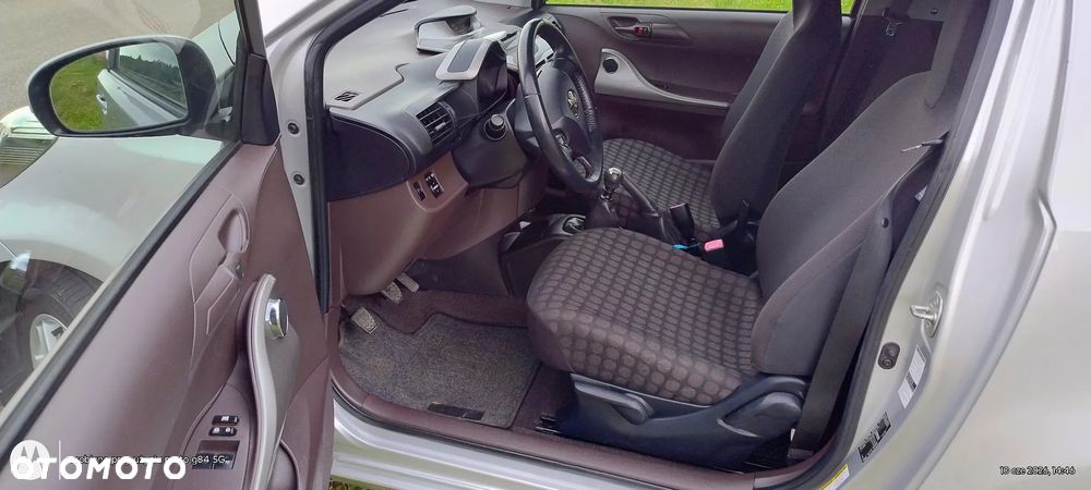 Toyota iQ 1.0 N collection - 12