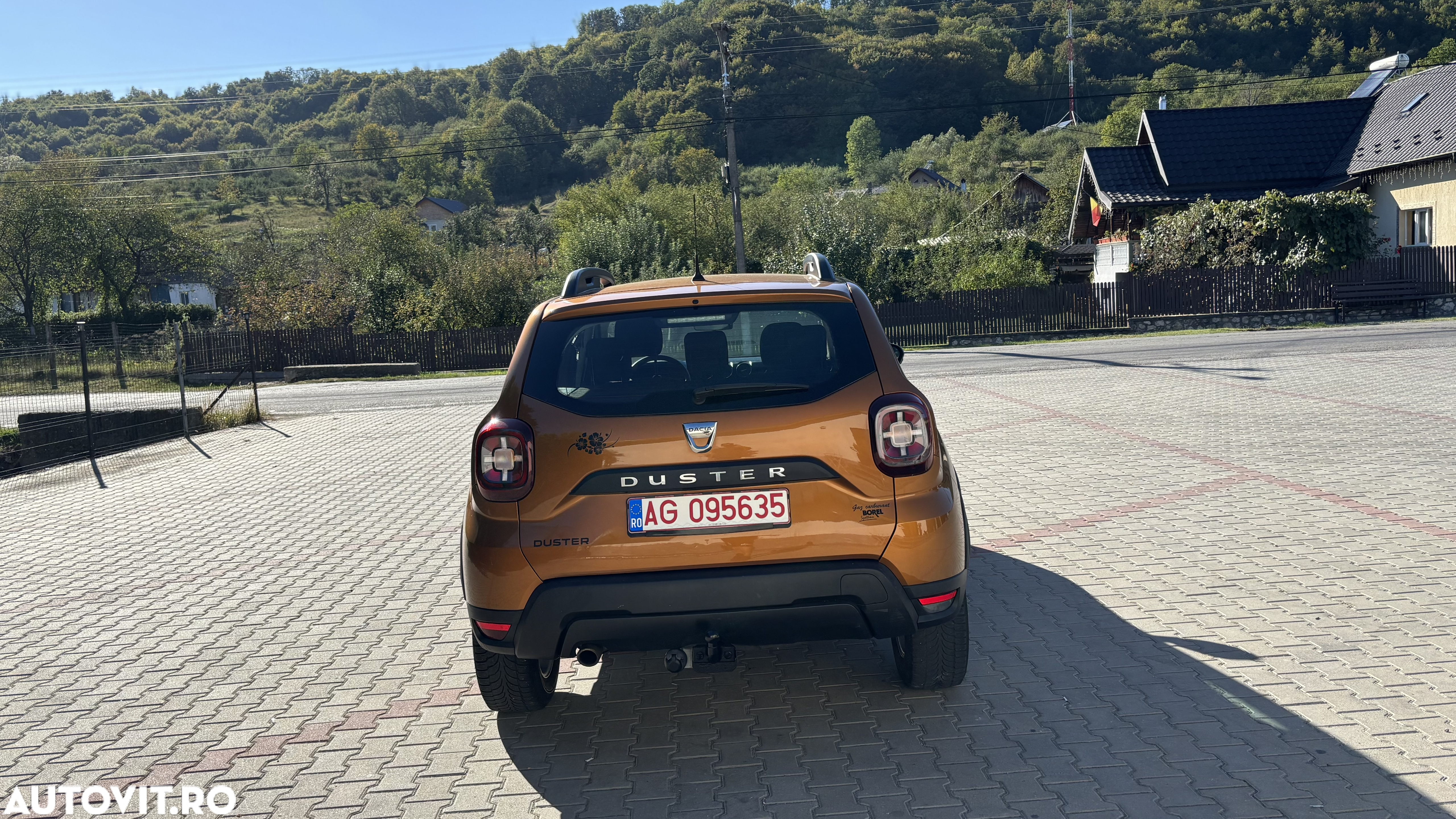 Dacia Duster 1.6 4x2 Laureate - 5