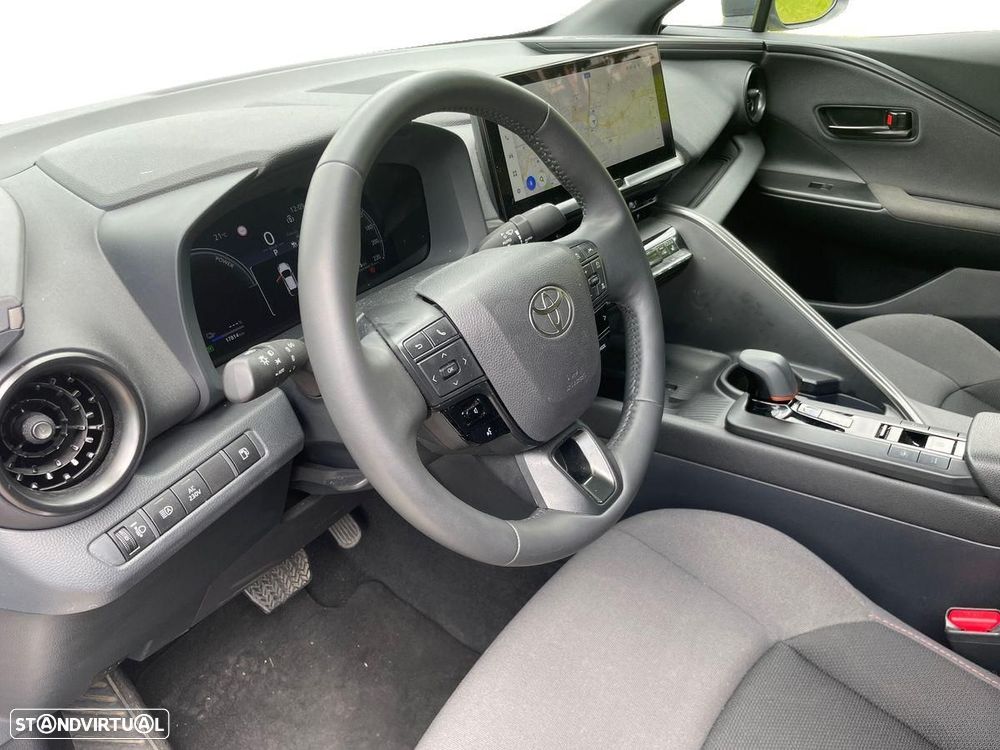 Toyota C-HR - 15