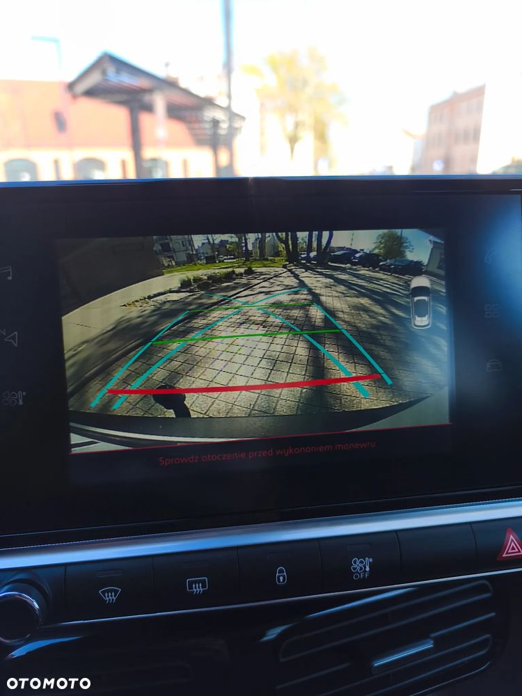 Citroën C4 Cactus Pure Tech 110 Stop&Start EAT6 Shine - 24