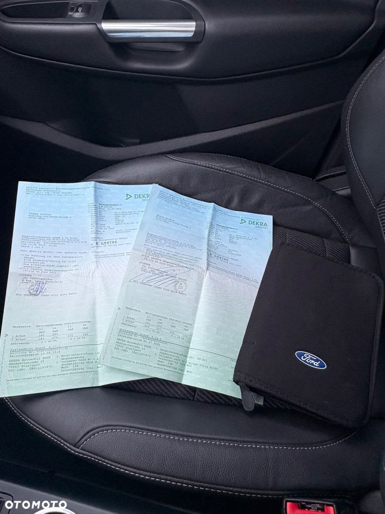 Ford Kuga - 18