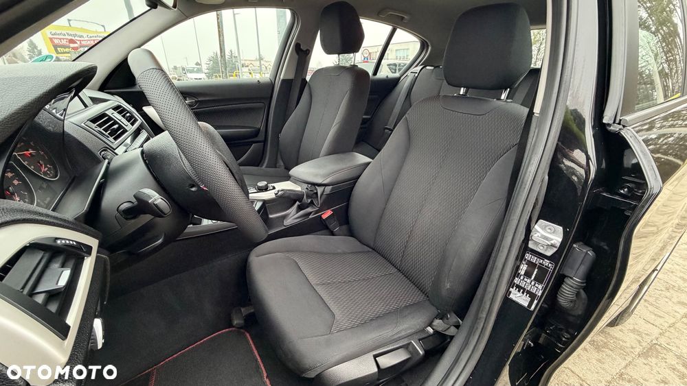 BMW Seria 1 116i Sport Line - 11