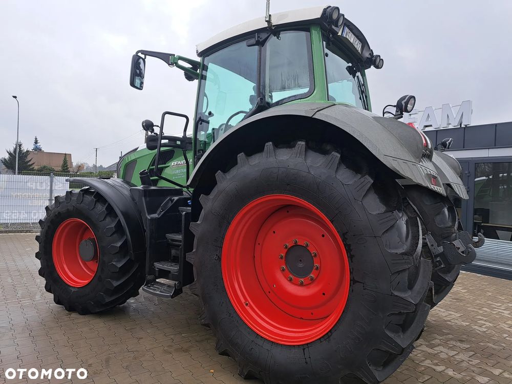 Fendt 824 VARIO Profi Plus - 8