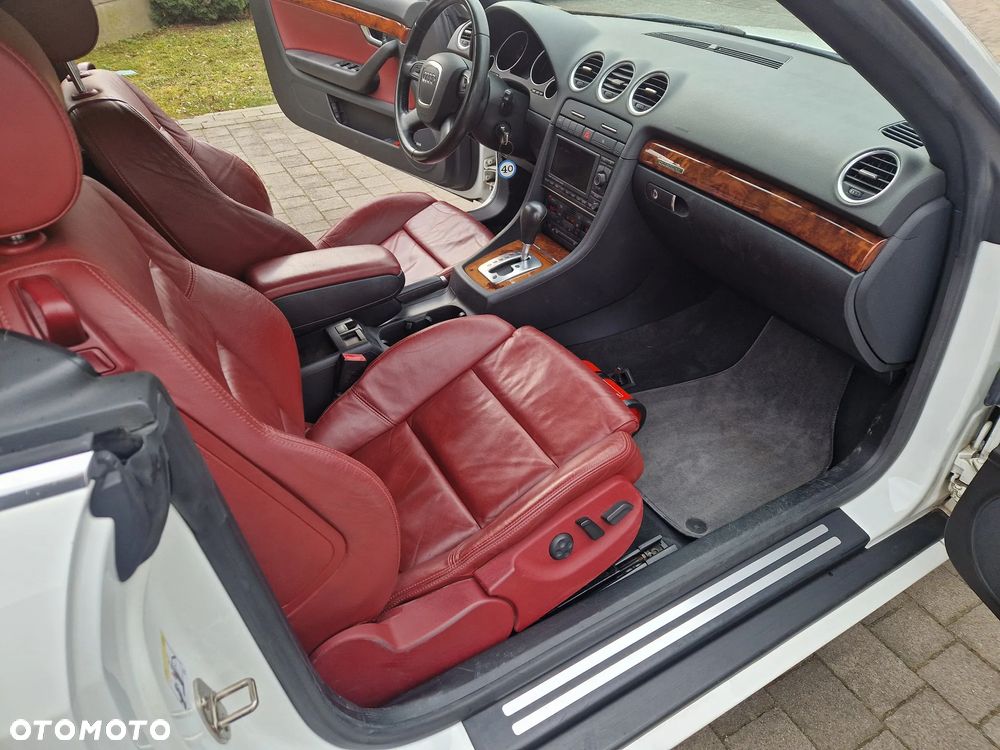 Audi A4 Cabrio 3.2 FSI quattro tiptronic - 8