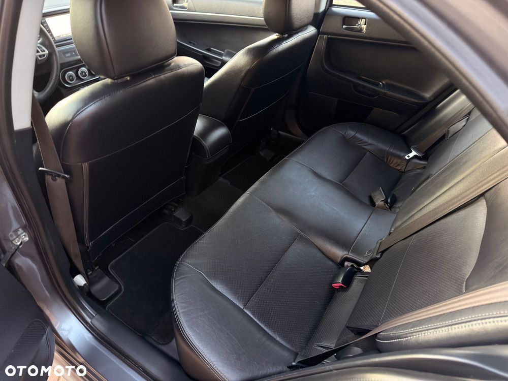 Mitsubishi Lancer 1.8 Instyle NAVI - 11
