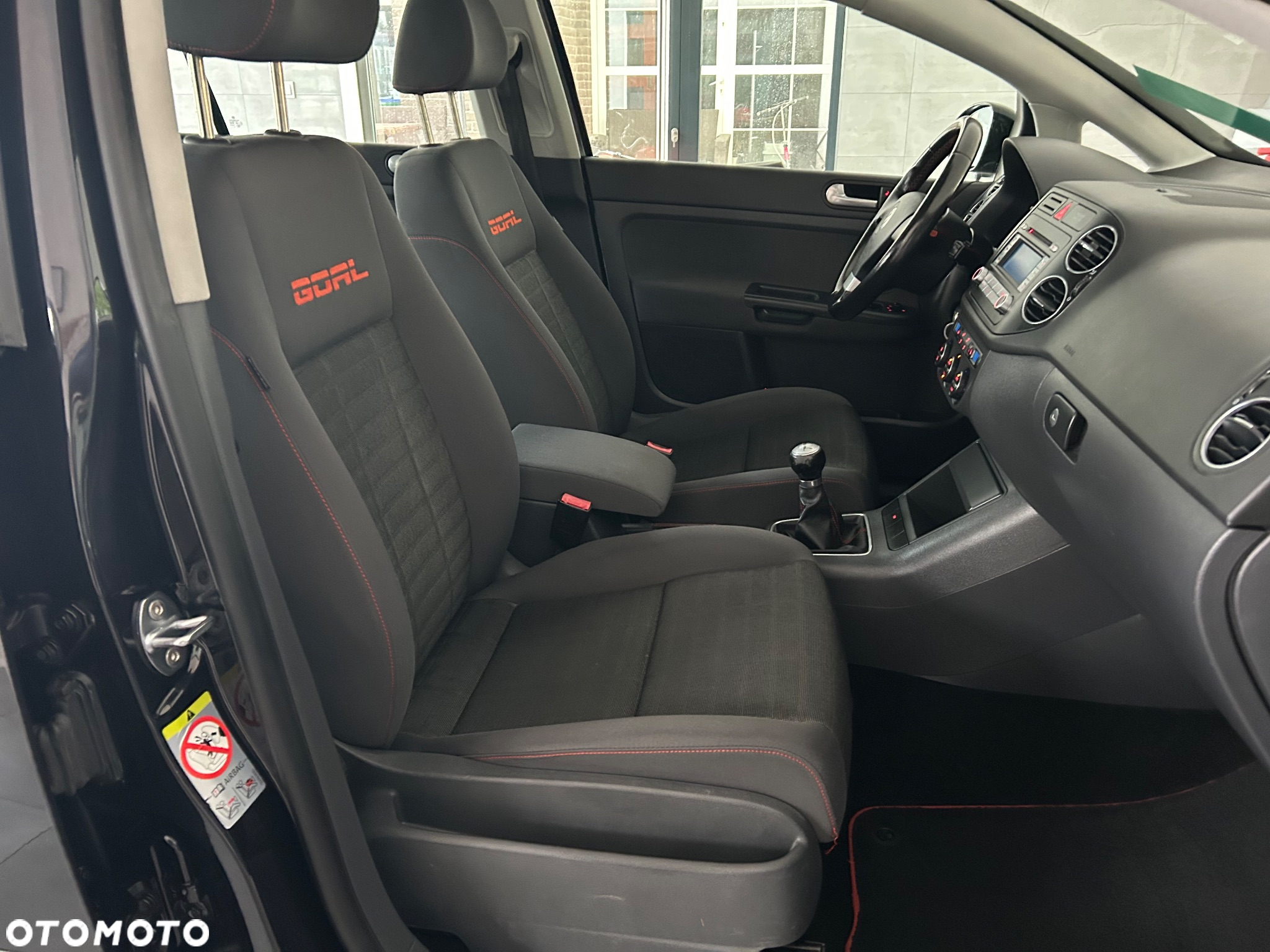 Volkswagen Golf Plus 1.4 FSI Comfortline - 29