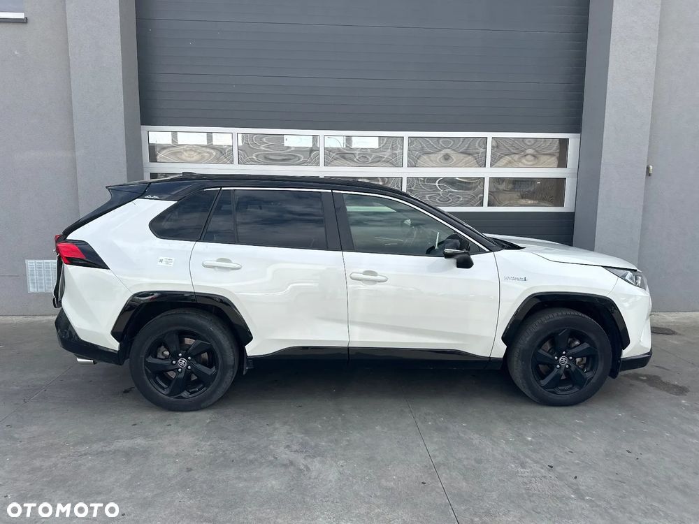 Toyota RAV4 Hybrid Selection 4x2 - 6