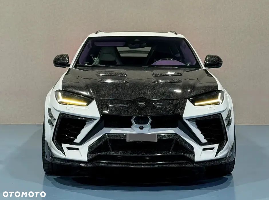 Lamborghini Urus - 8