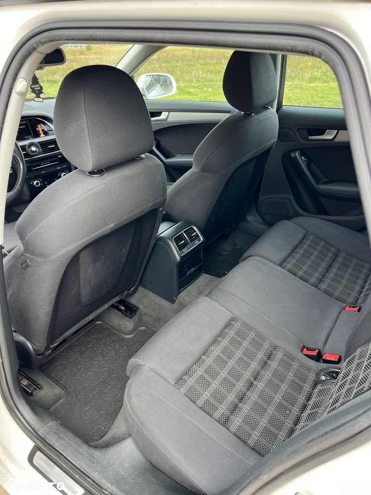 Audi A4 Avant 2.0 TDI - 10