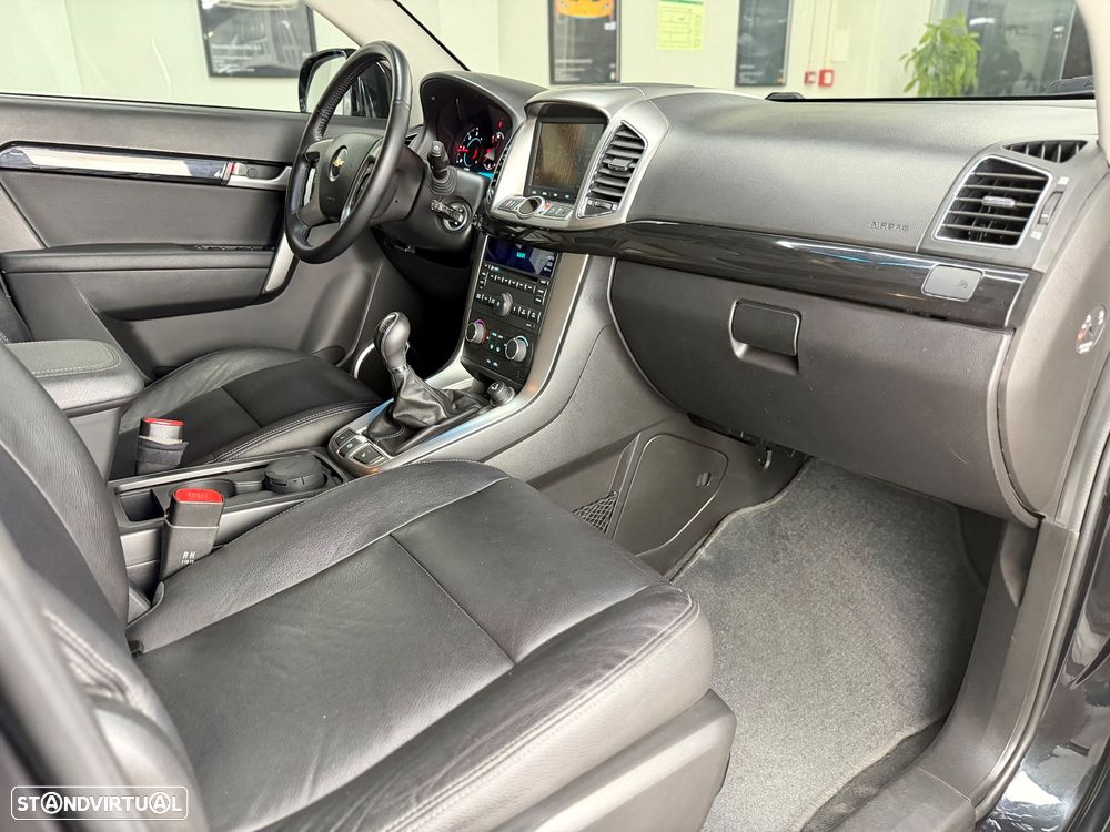 Chevrolet Captiva 2.2 VCDi Seven 7L - 23