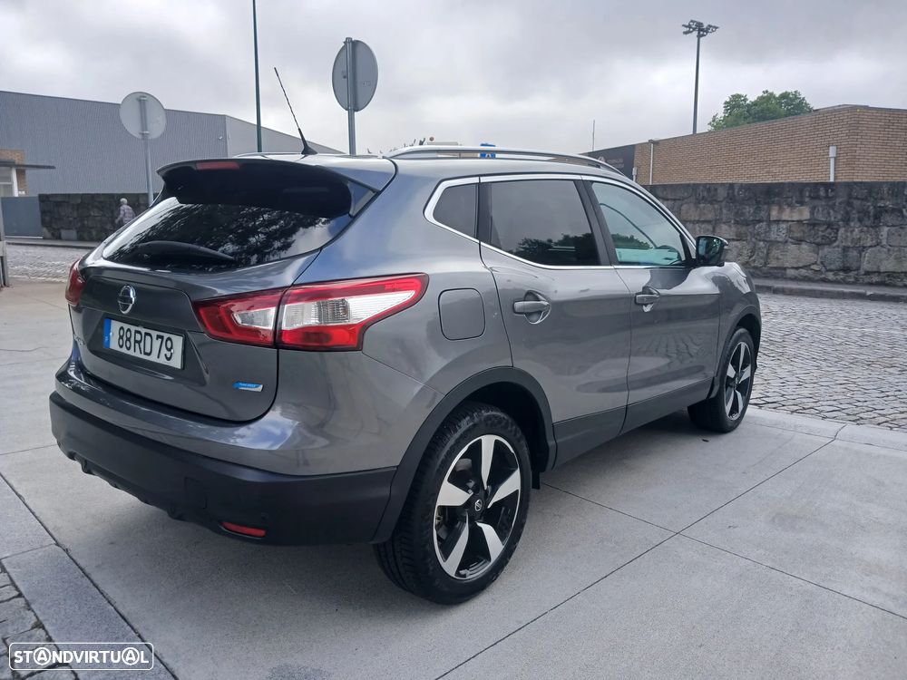 Nissan Qashqai 1.5 dCi N-Connecta RS+PS - 6
