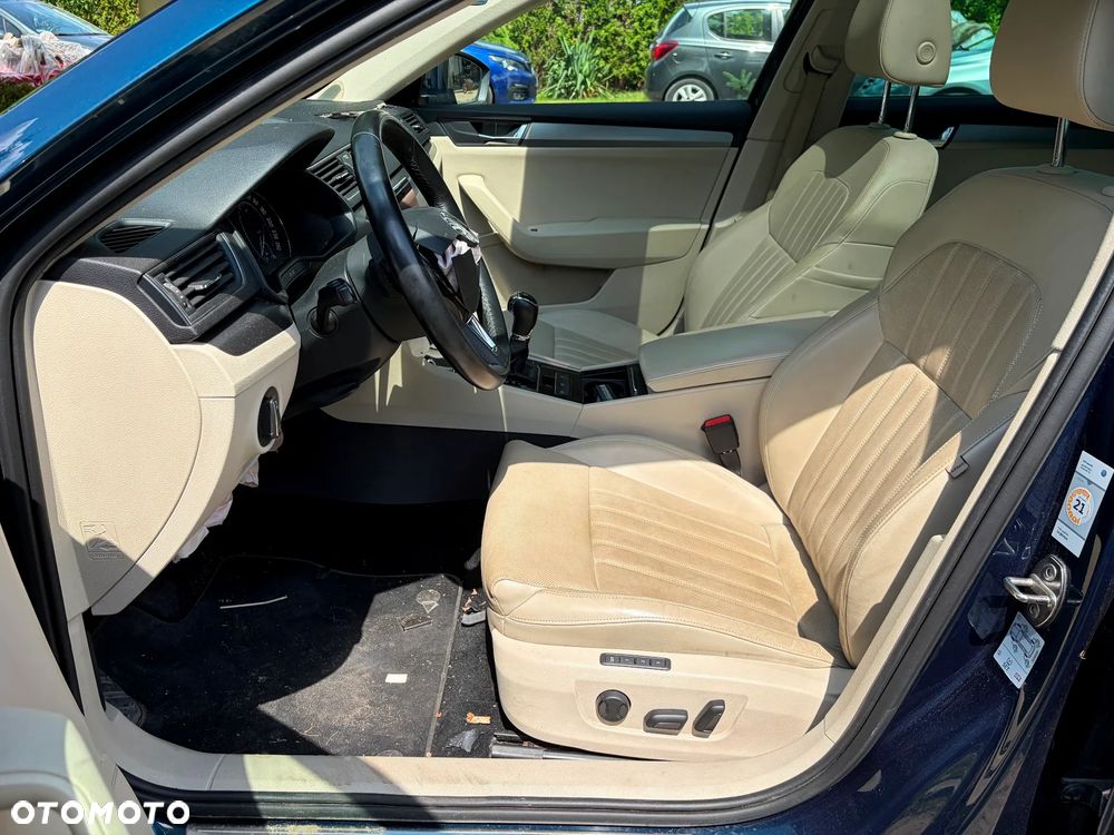 Skoda Superb 1.8 TSI DSG SportLine - 3