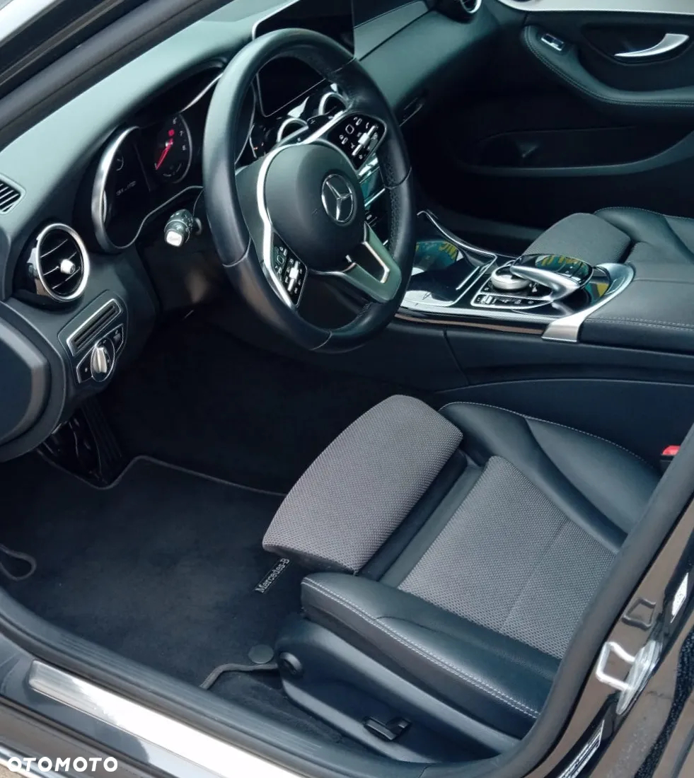 Mercedes-Benz Klasa C 200 T 9G-TRONIC Avantgarde - 4