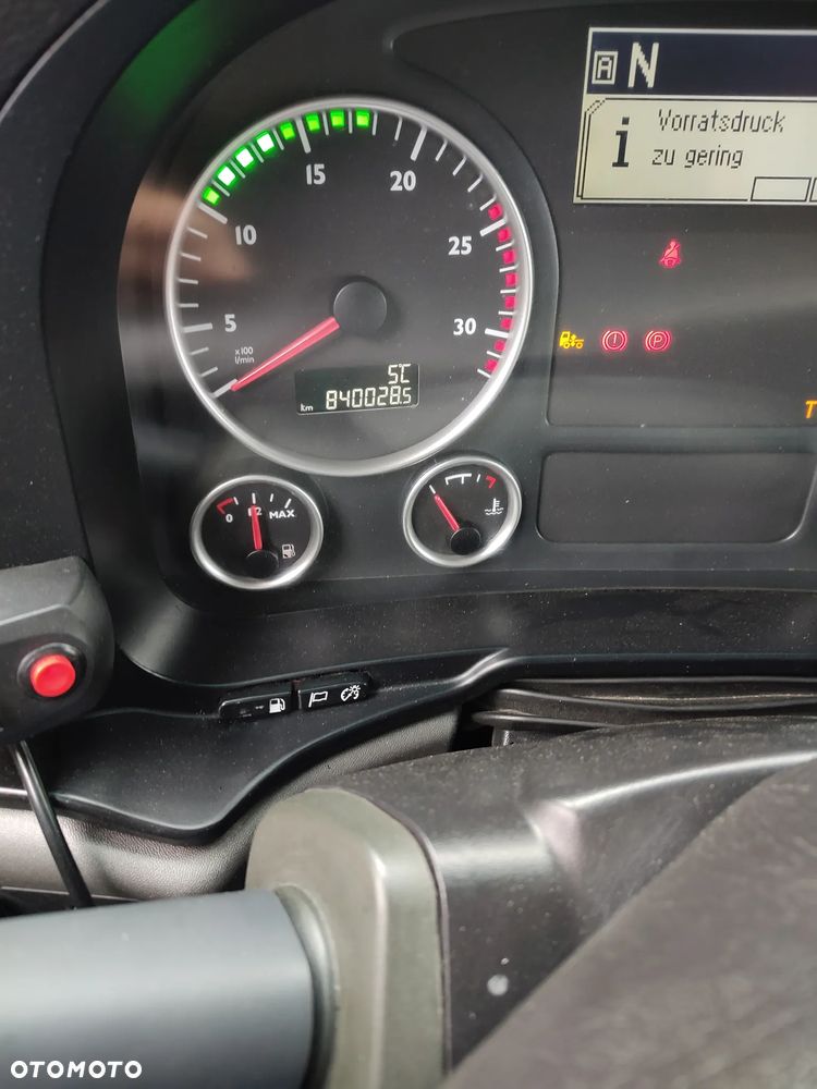 Mercedes-Benz Klasa C 200 4-Matic 9G-Tronic - 32