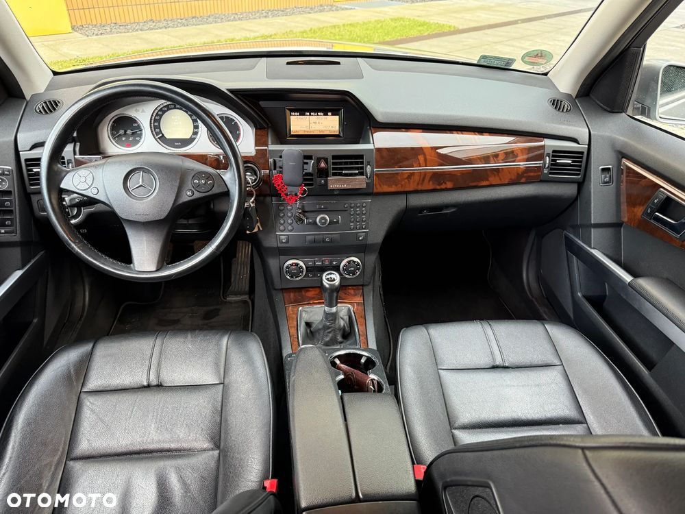 Mercedes-Benz GLK 220 CDI (BlueEFFICIENCY) - 5