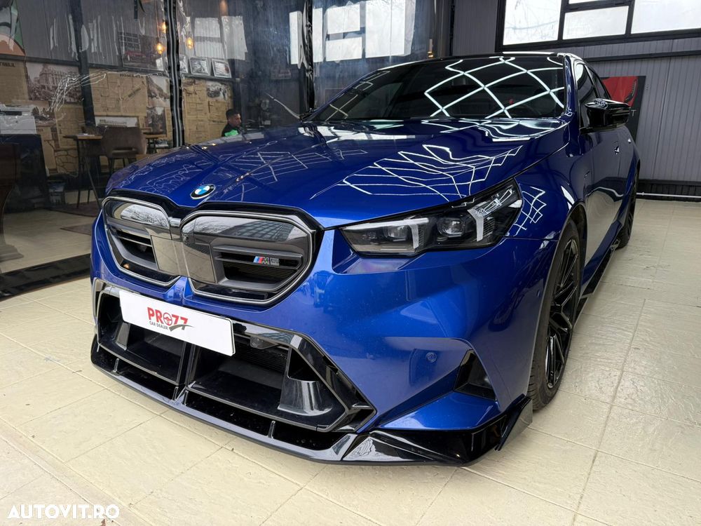 BMW M5 xDrive AT PHEV - 3