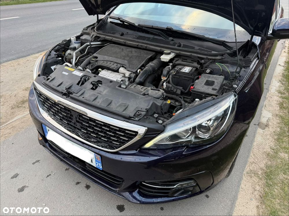Peugeot 308 PureTech 130 GPF EAT8 Stop & Start Allure - 11