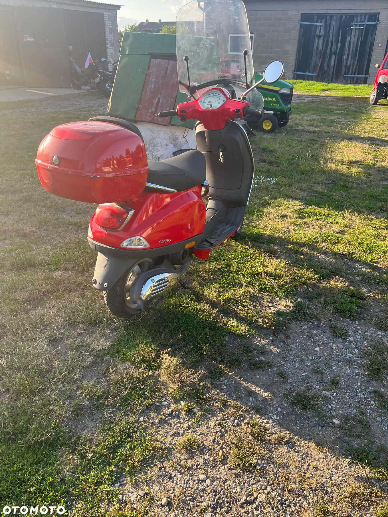 Vespa LX - 4
