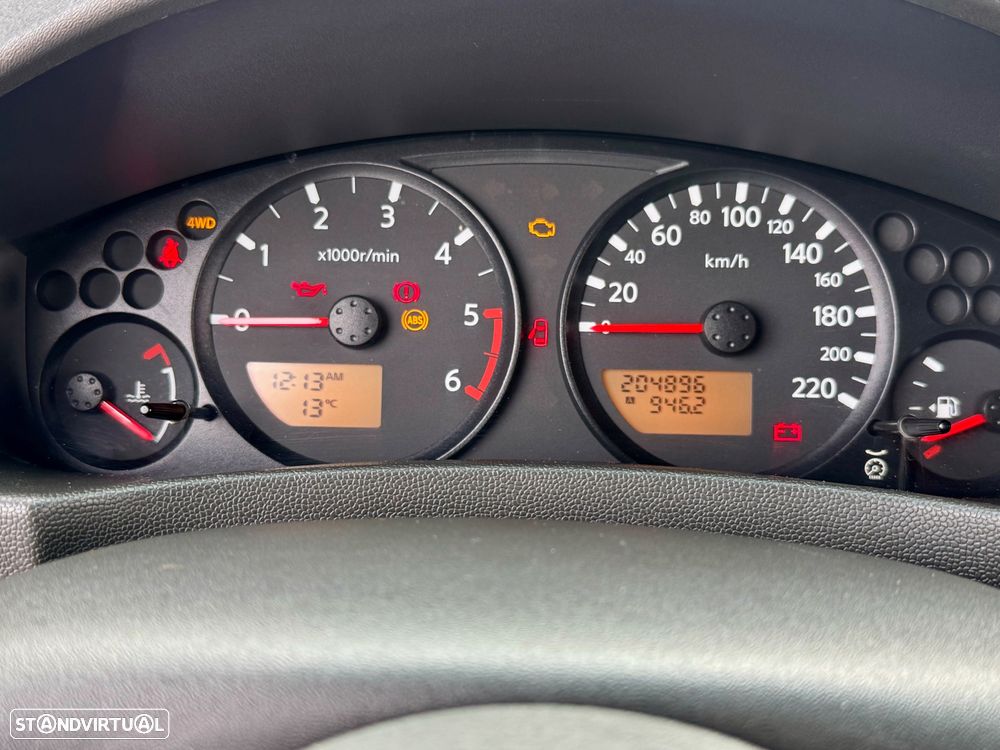 Nissan Navara 2.5 dCi CD LE Premium - 9