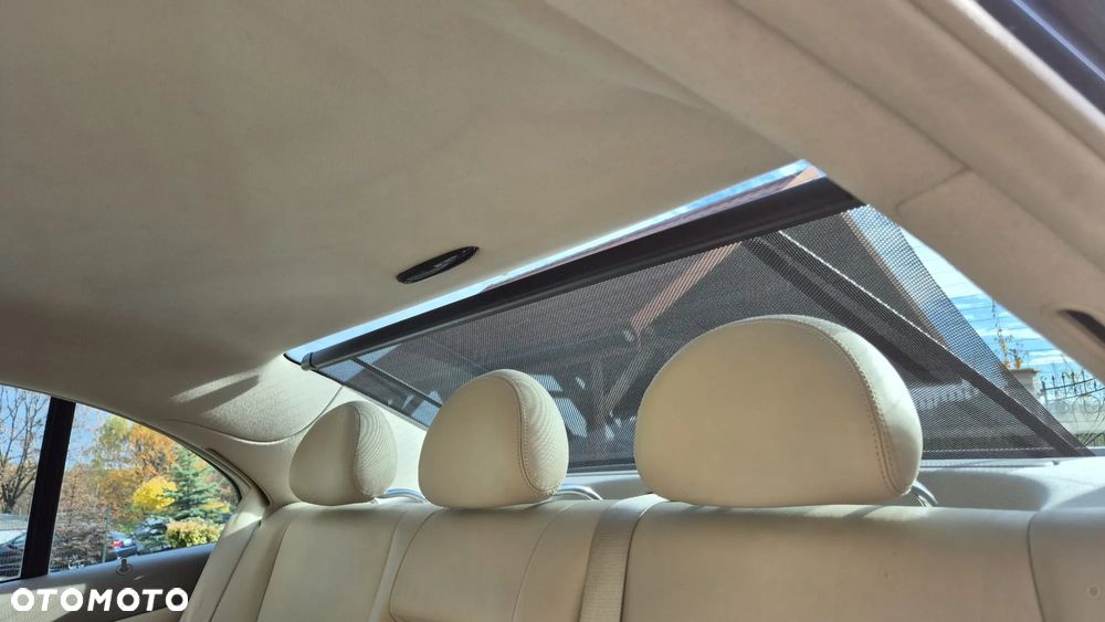 Mercedes-Benz Klasa E - 31