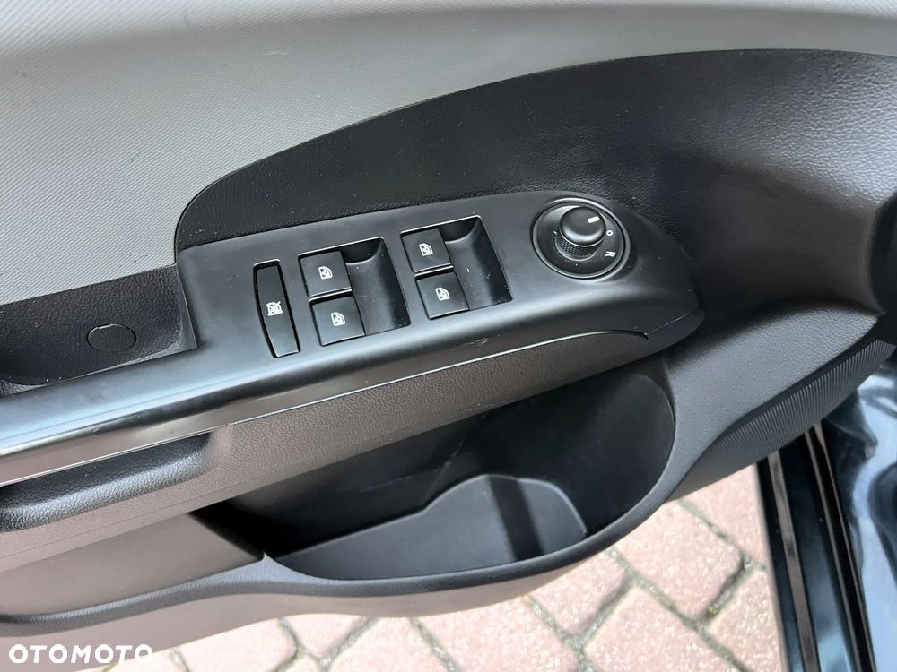 Chevrolet Aveo 1.4 LTZ S/S - 12