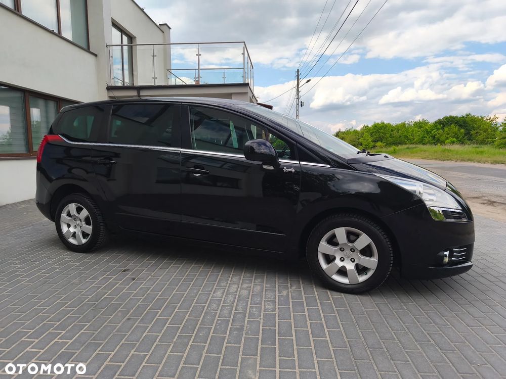 Peugeot 5008 - 11